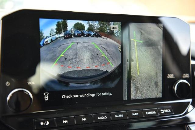 2025 Nissan Pathfinder Vehicle Photo in Ballwin, MO 63011