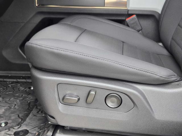 2025 GMC HUMMER EV Pickup Vehicle Photo in DALLAS, TX 75209-3016
