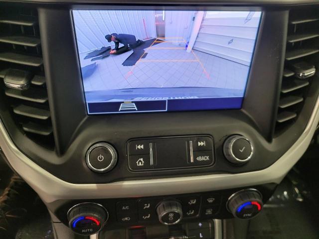 2023 GMC Acadia Vehicle Photo in GREEN BAY, WI 54303-3330