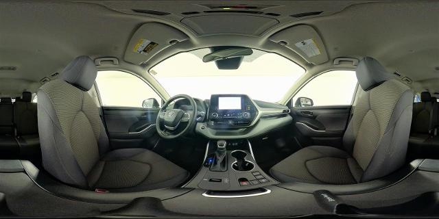 2024 Toyota Highlander Vehicle Photo in Tulsa, OK 74129