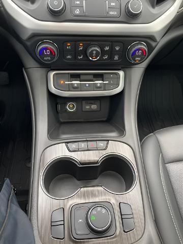 2022 GMC Acadia Vehicle Photo in APPLETON, WI 54914-8833