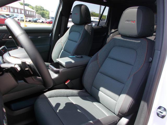 2026 GMC Terrain Vehicle Photo in LOWELL, MA 01852-4336