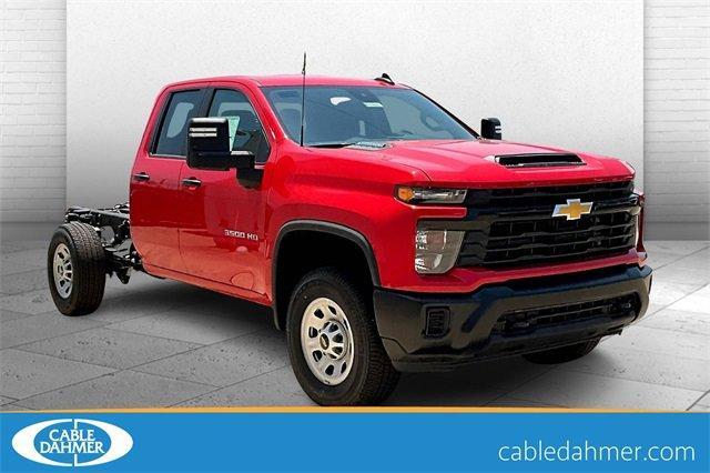 2025 Chevrolet Silverado 3500 HD Vehicle Photo in TOPEKA, KS 66609-0000