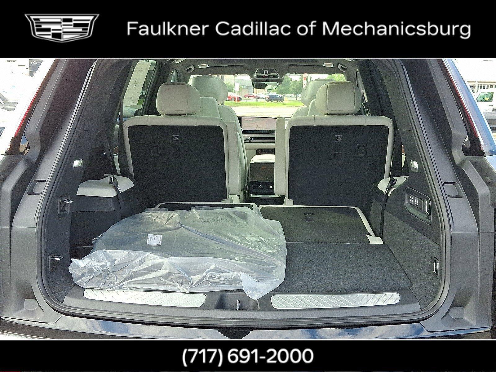 2026 Cadillac VISTIQ Vehicle Photo in MECHANICSBURG, PA 17050-1707