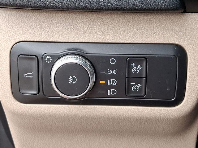 2020 Ford Escape Vehicle Photo in DANBURY, CT 06810-5034