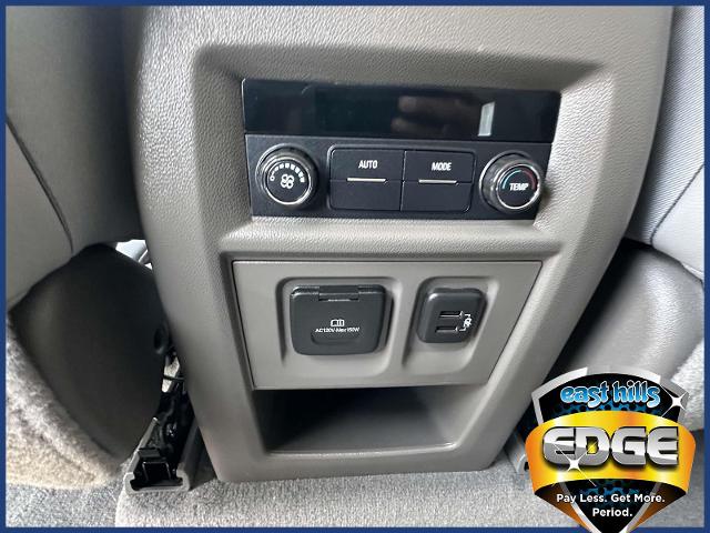 2019 Chevrolet Traverse Vehicle Photo in Roslyn, NY 11576