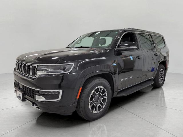 2023 Jeep Wagoneer Vehicle Photo in GREEN BAY, WI 54303-3330