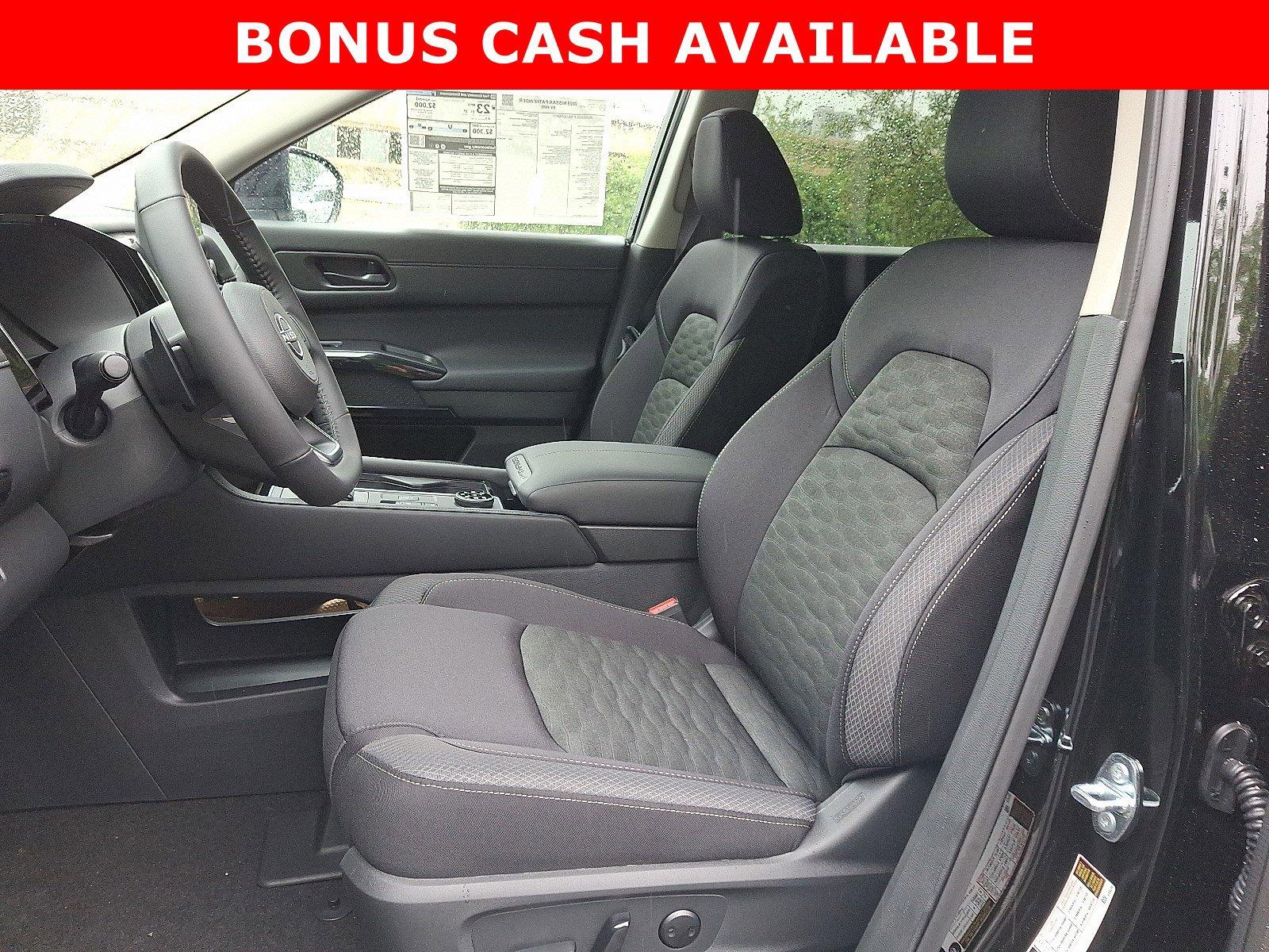 2025 Nissan Pathfinder Vehicle Photo in Jenkintown, PA 19046