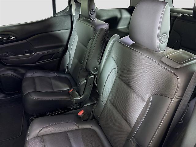 2017 GMC Acadia Vehicle Photo in PUYALLUP, WA 98371-4149