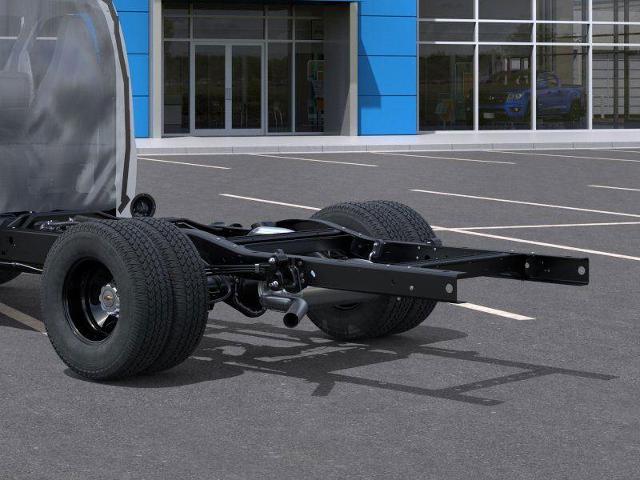 2025 Chevrolet Express Commercial Cutaway Vehicle Photo in TOPEKA, KS 66609-0000