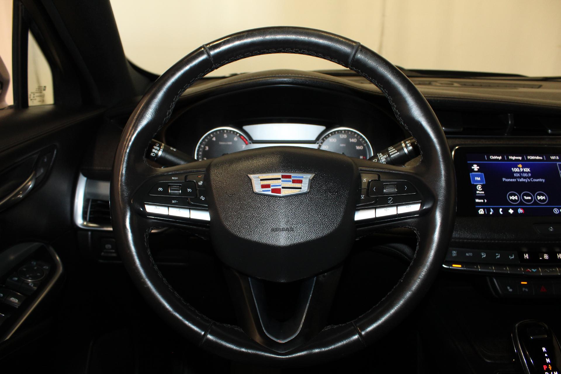 2021 Cadillac XT4 Vehicle Photo in NORTHAMPTON, MA 01060-1120
