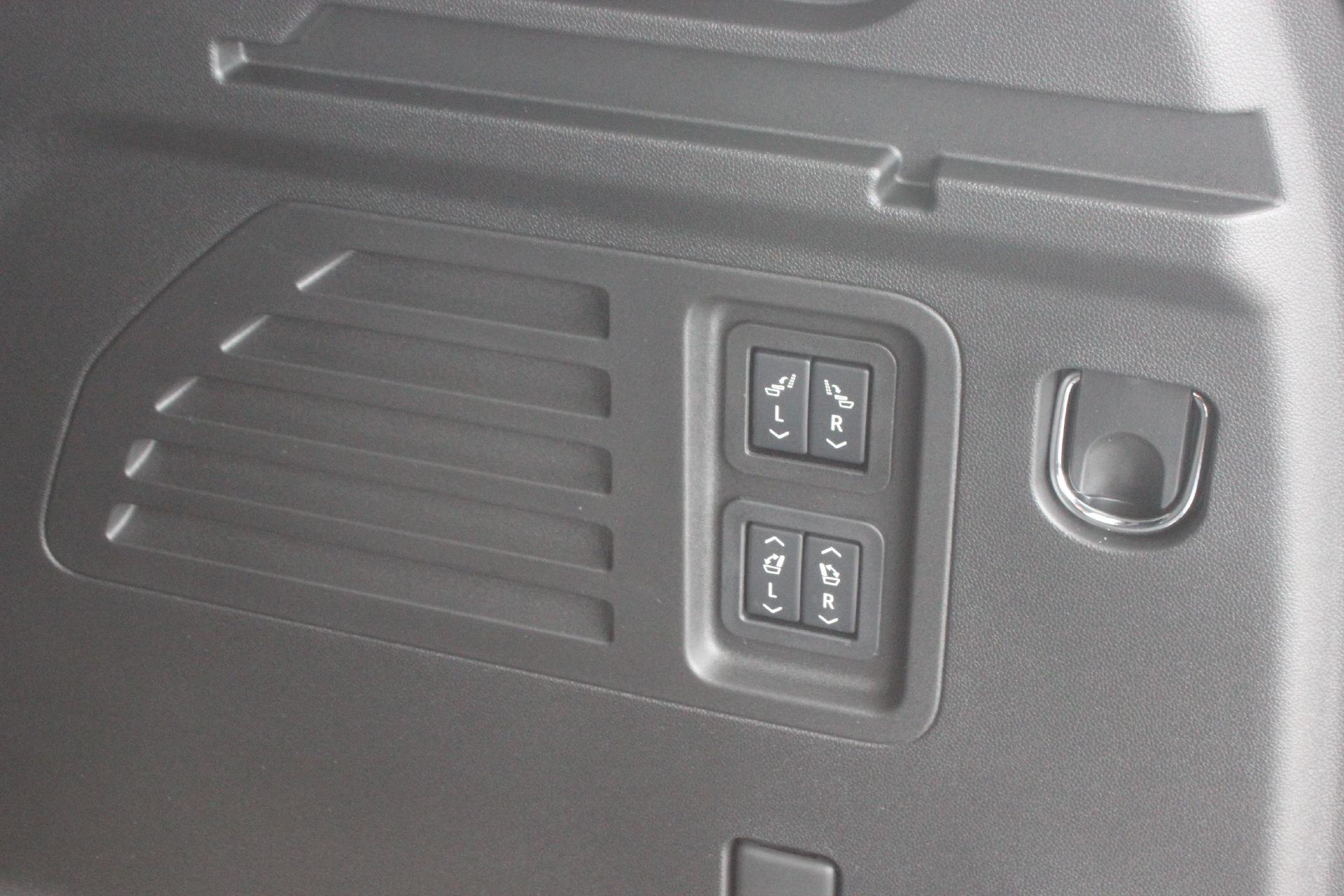 2025 Buick Enclave Vehicle Photo in AURORA, CO 80012-4011