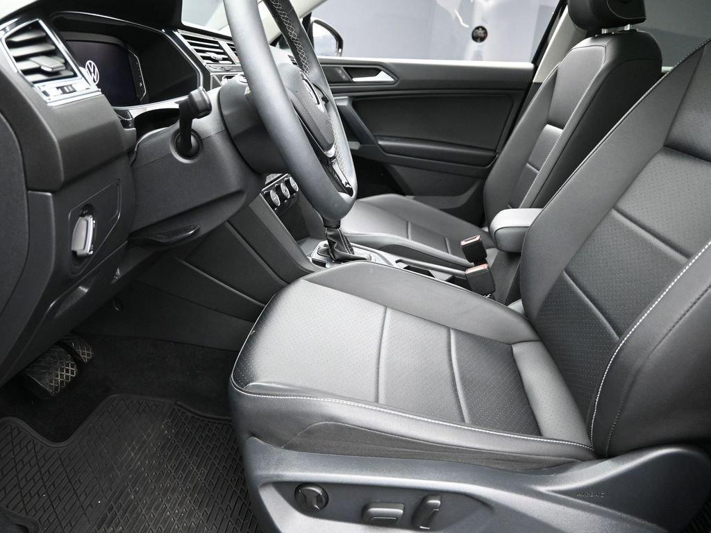 2021 Volkswagen Tiguan Vehicle Photo in Marion, IA 52302