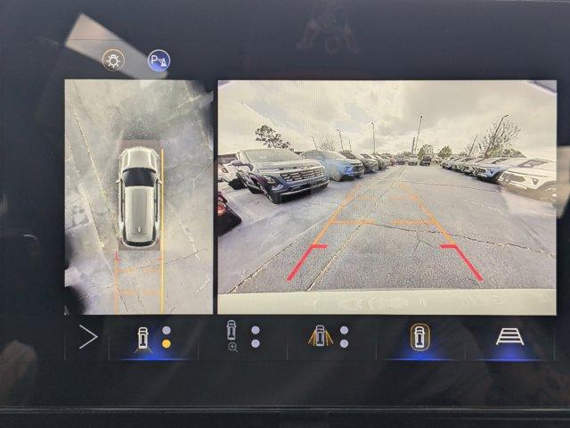 2025 Chevrolet Equinox Vehicle Photo in BRUNSWICK, GA 31525-1881