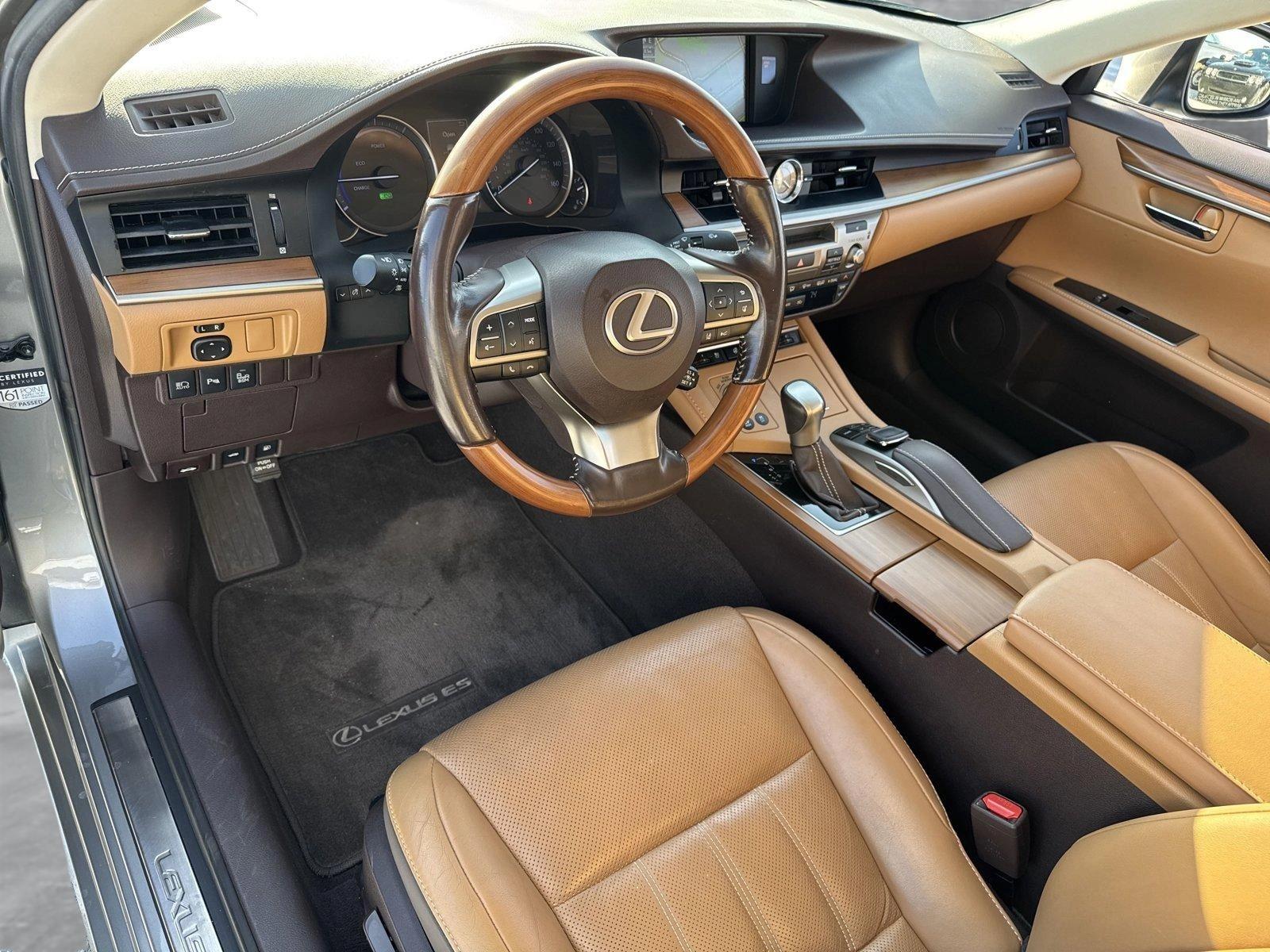 2017 Lexus ES 300h Vehicle Photo in Ft. Myers, FL 33907