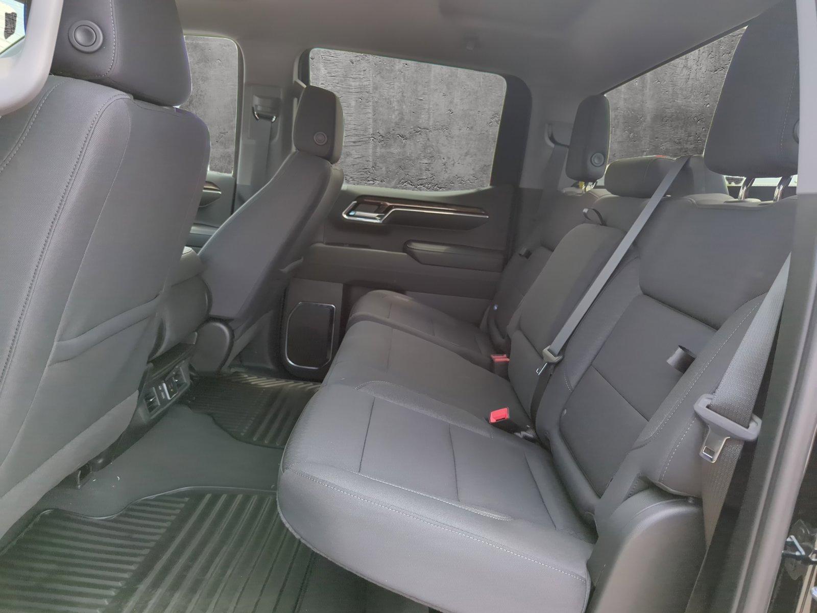 2024 GMC Sierra 1500 Vehicle Photo in MEMPHIS, TN 38115-1503