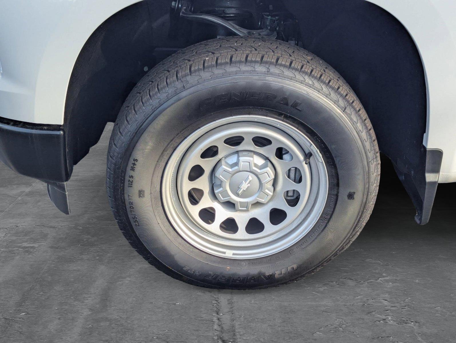 2025 Chevrolet Silverado 1500 Vehicle Photo in GREENACRES, FL 33463-3207