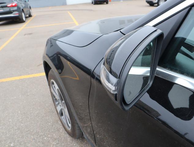 2022 Mercedes-Benz GLC Vehicle Photo in DETROIT, MI 48207-4102