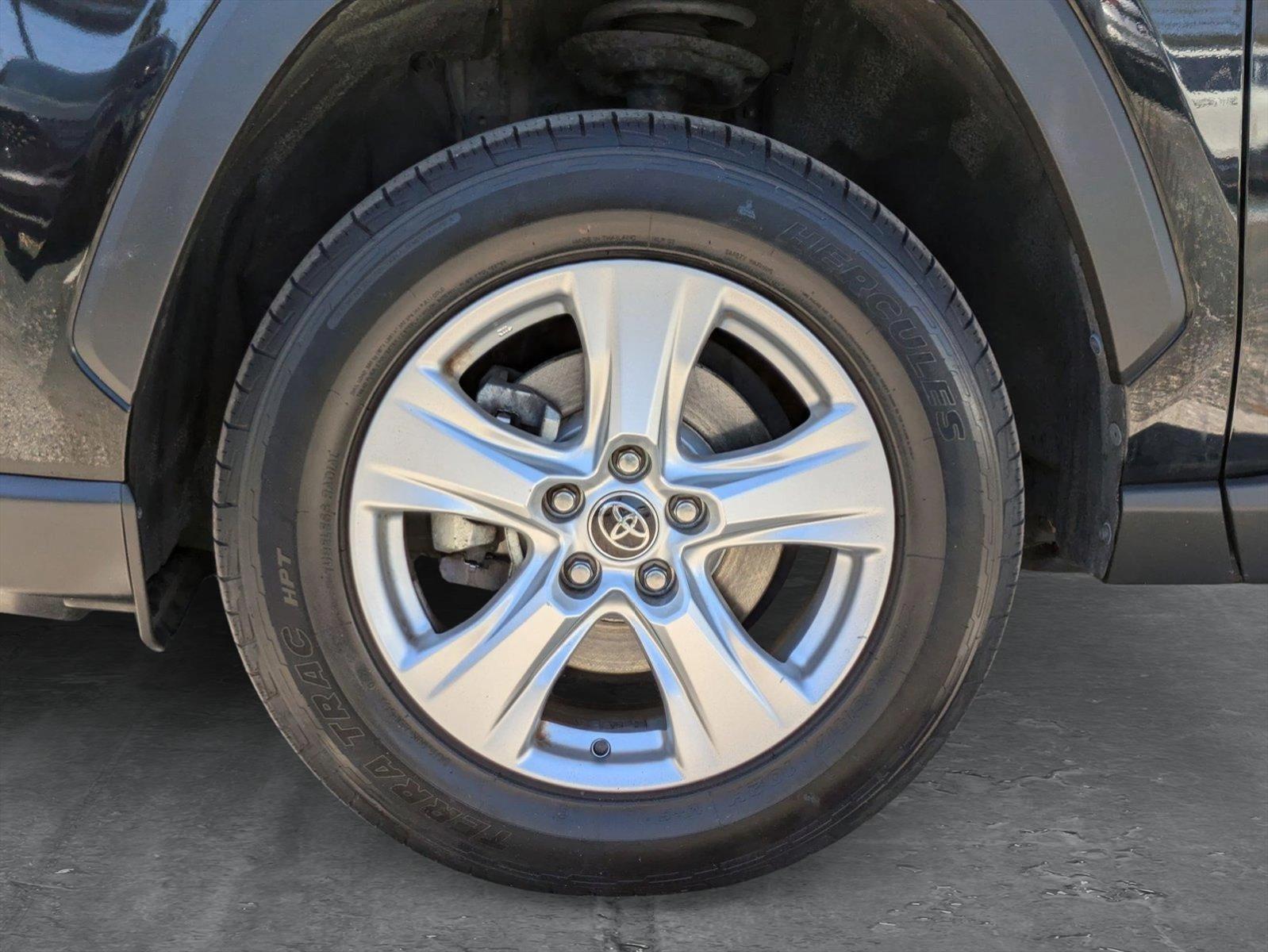 2021 Toyota RAV4 Vehicle Photo in Tampa, FL 33614
