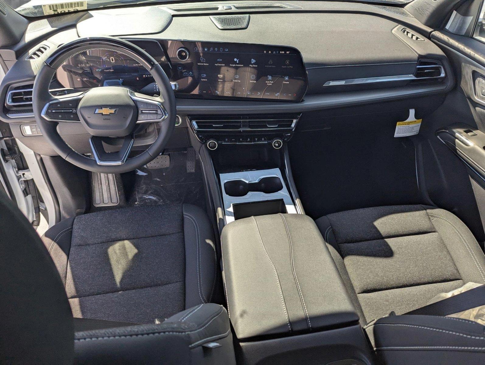 2025 Chevrolet Traverse Vehicle Photo in PEMBROKE PINES, FL 33024-6534