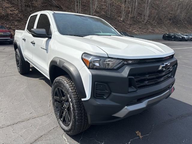 2025 Chevrolet Colorado Vehicle Photo in MARION, NC 28752-6372