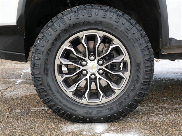 2022 Chevrolet Colorado Vehicle Photo in MAPLEWOOD, MN 55119-4794