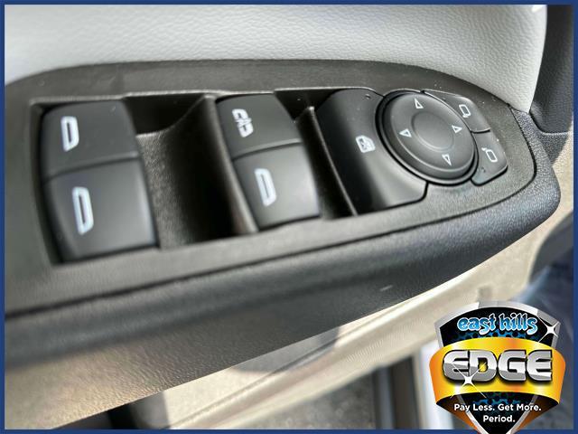 2023 Chevrolet Equinox Vehicle Photo in Roslyn, NY 11576