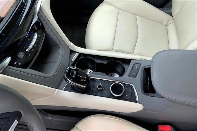 2023 Cadillac XT6 Vehicle Photo in KANSAS CITY, MO 64114-4545