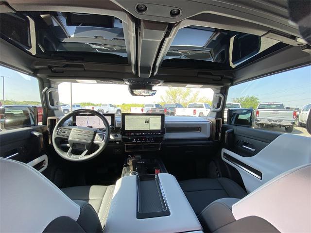 2025 GMC HUMMER EV SUV Vehicle Photo in Greenville, TX 75402