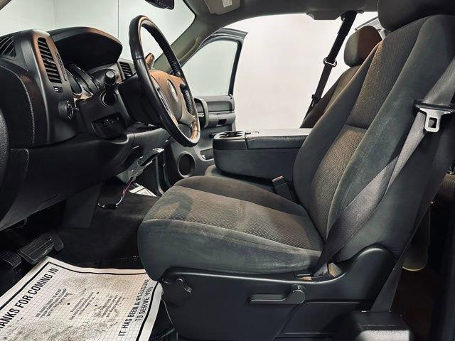 2008 Chevrolet Silverado 2500 HD Vehicle Photo in MEDINA, OH 44256-9631