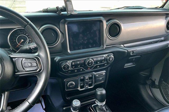 2021 Jeep Gladiator Vehicle Photo in TOPEKA, KS 66609-0000