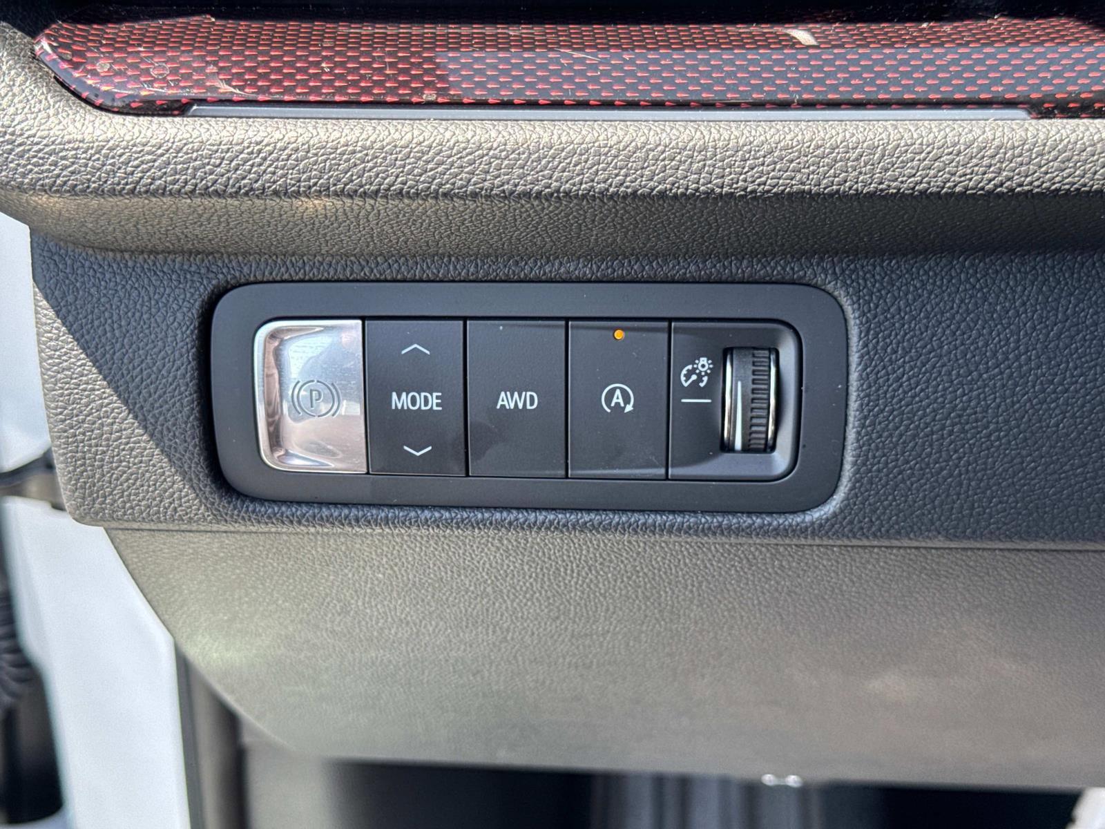 2024 Chevrolet Traverse Vehicle Photo in LOS ANGELES, CA 90007-3794