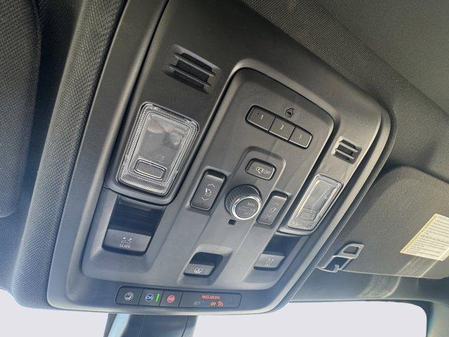 2022 GMC Yukon Vehicle Photo in LEOMINSTER, MA 01453-2952