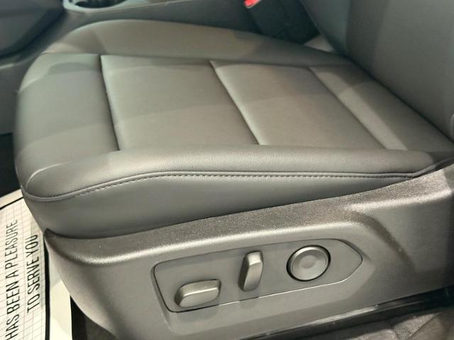 2025 Chevrolet Colorado Vehicle Photo in COLUMBIA, MO 65203-3903