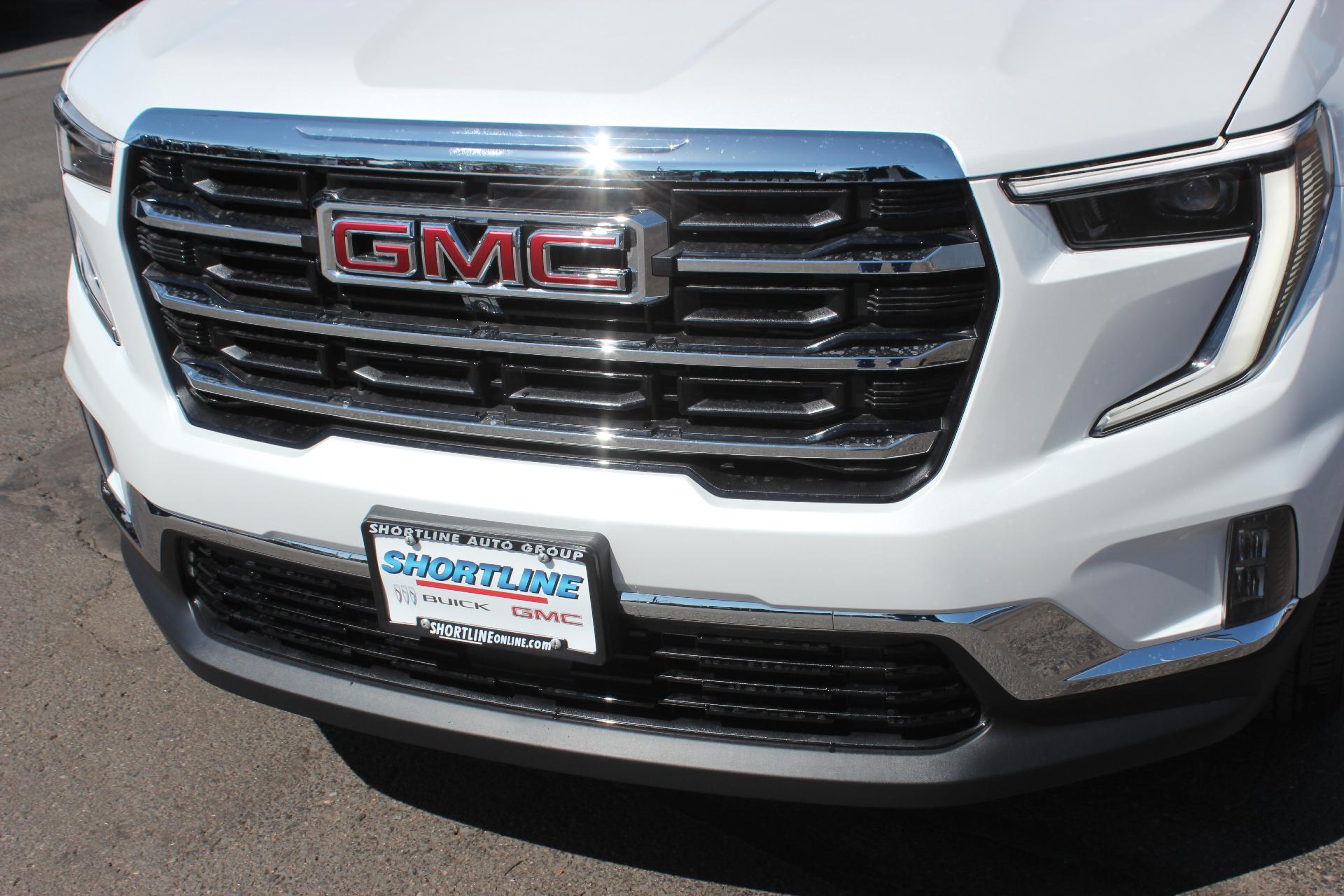 2025 GMC Acadia Vehicle Photo in AURORA, CO 80012-4011