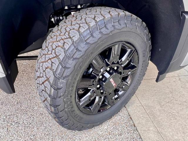 2025 GMC Sierra 2500 HD Vehicle Photo in EFFINGHAM, IL 62401-2832