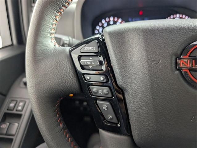 2025 Nissan Frontier Vehicle Photo in ENGLEWOOD, CO 80113-6708
