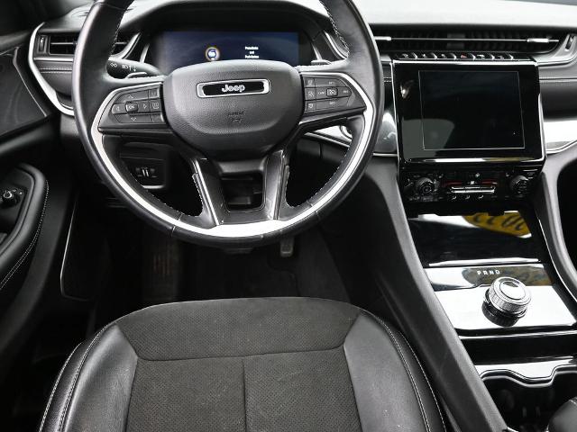 2022 Jeep Grand Cherokee L Vehicle Photo in Cedar Rapids, IA 52402