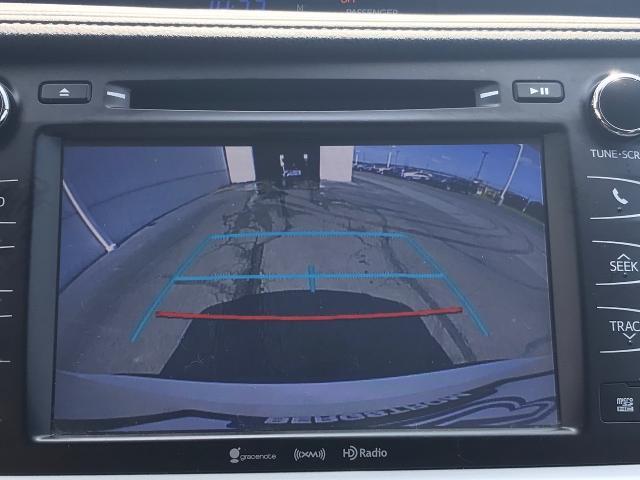 2019 Toyota Highlander Vehicle Photo in GREEN BAY, WI 54303-3330
