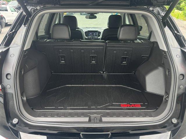 2024 GMC Terrain Vehicle Photo in LEOMINSTER, MA 01453-2952