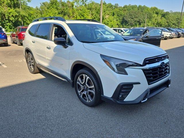 2024 Subaru Ascent Vehicle Photo in Pleasant Hills, PA 15236
