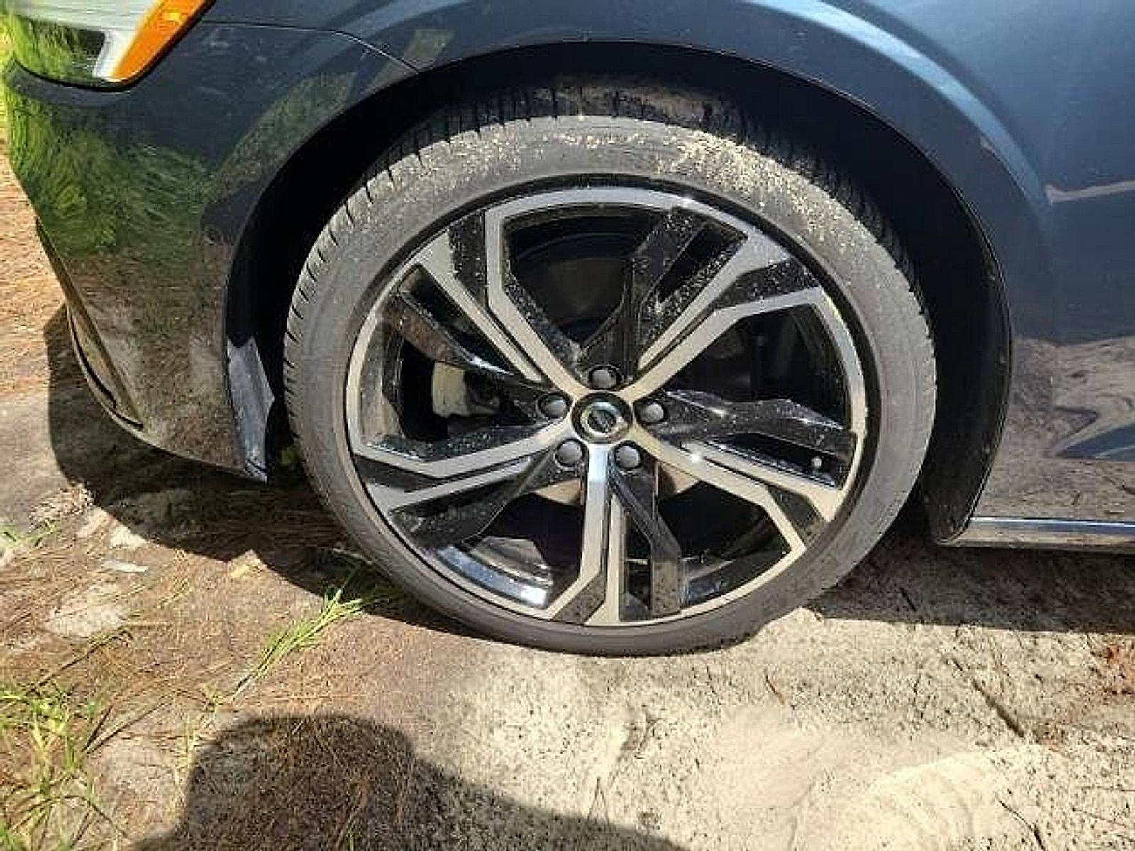 2024 Volvo S60 Vehicle Photo in Trevose, PA 19053
