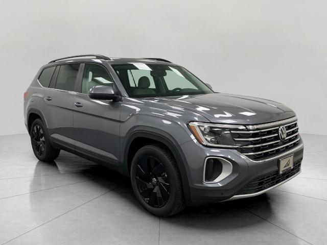 2025 Volkswagen Atlas Vehicle Photo in Neenah, WI 54956