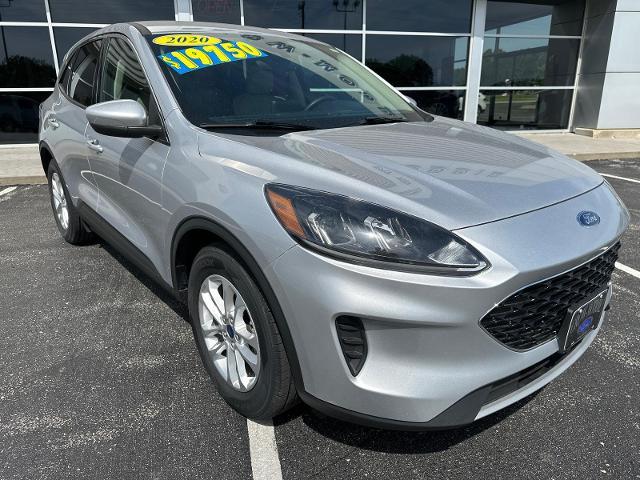 Used 2020 Ford Escape SE with VIN 1FMCU0G60LUB83839 for sale in Burlington, KS