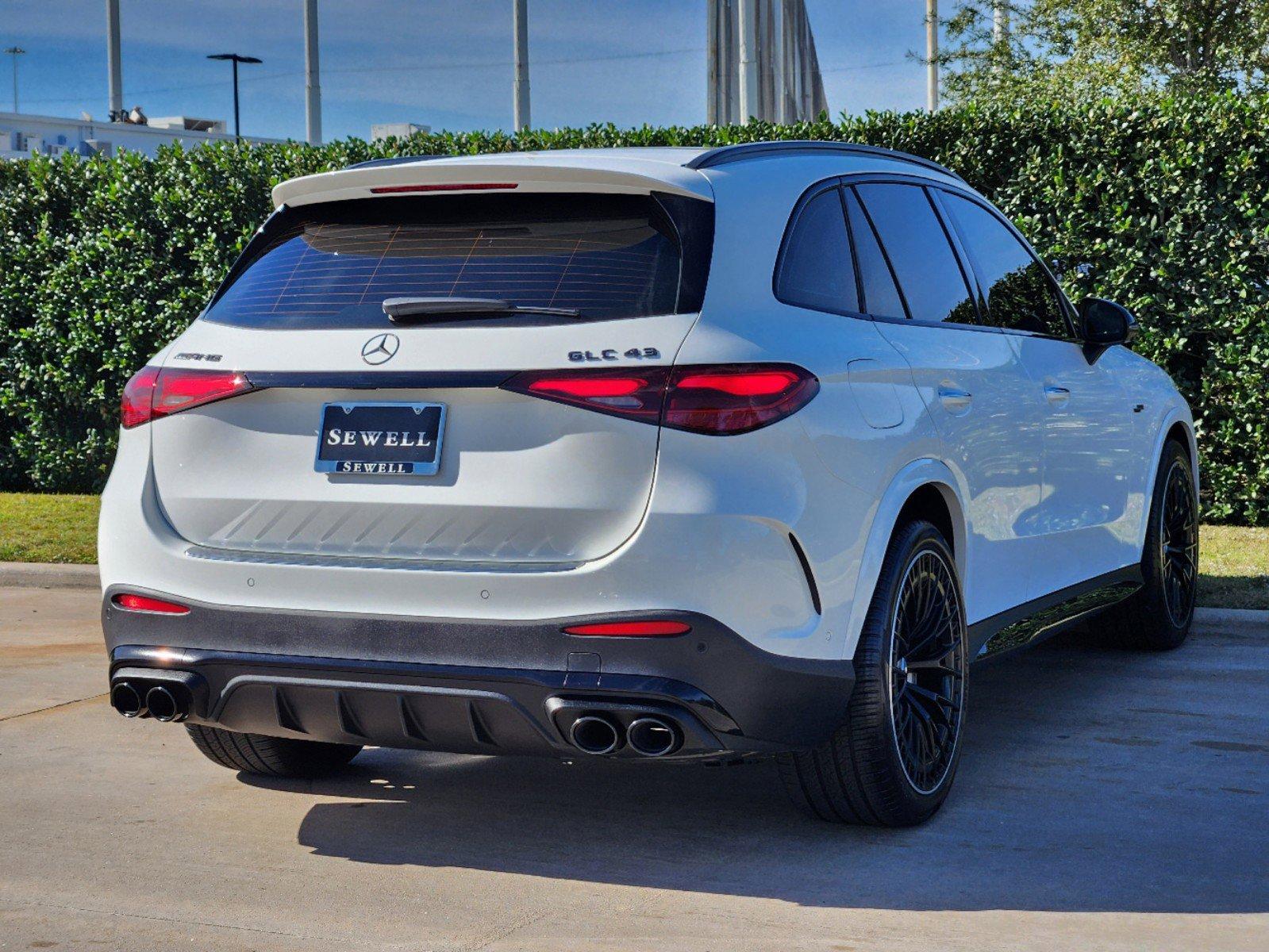 2024 Mercedes-Benz GLC Vehicle Photo in HOUSTON, TX 77079