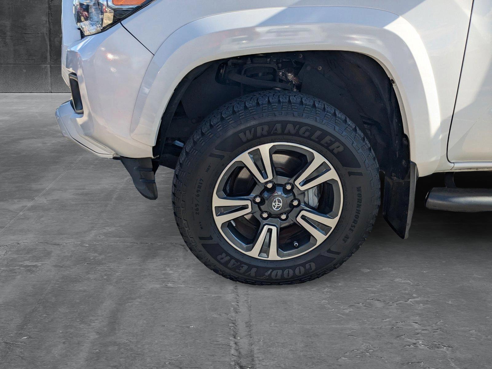 2017 Toyota Tacoma Vehicle Photo in Winter Park, FL 32792