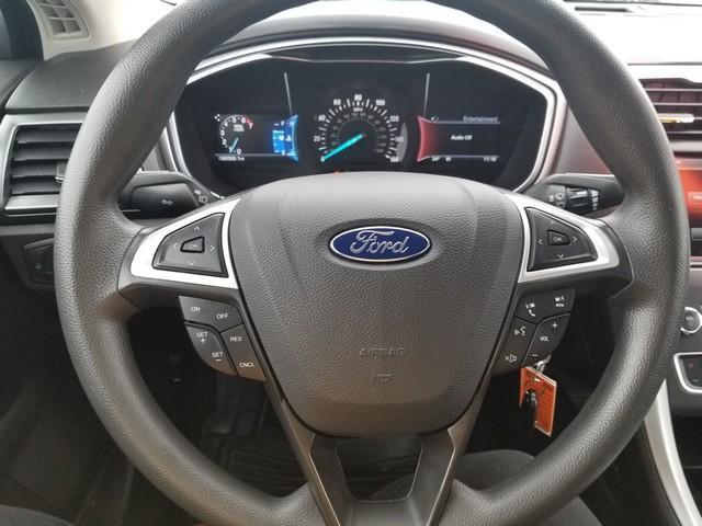 2016 Ford Fusion Vehicle Photo in ELYRIA, OH 44035-6349