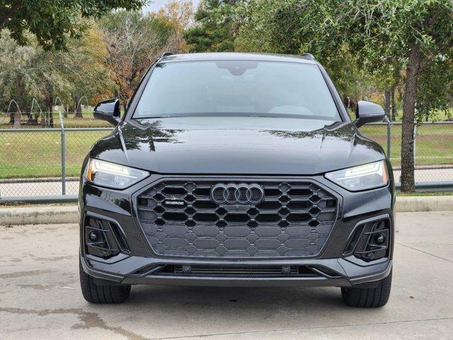 2024 Audi Q5 Vehicle Photo in HOUSTON, TX 77090