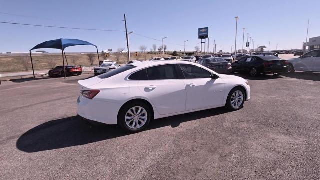 2019 Chevrolet Malibu Vehicle Photo in NEDERLAND, TX 77627-8017