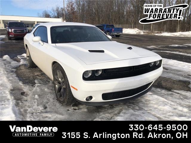 2021 Dodge Challenger Vehicle Photo in Akron, OH 44312